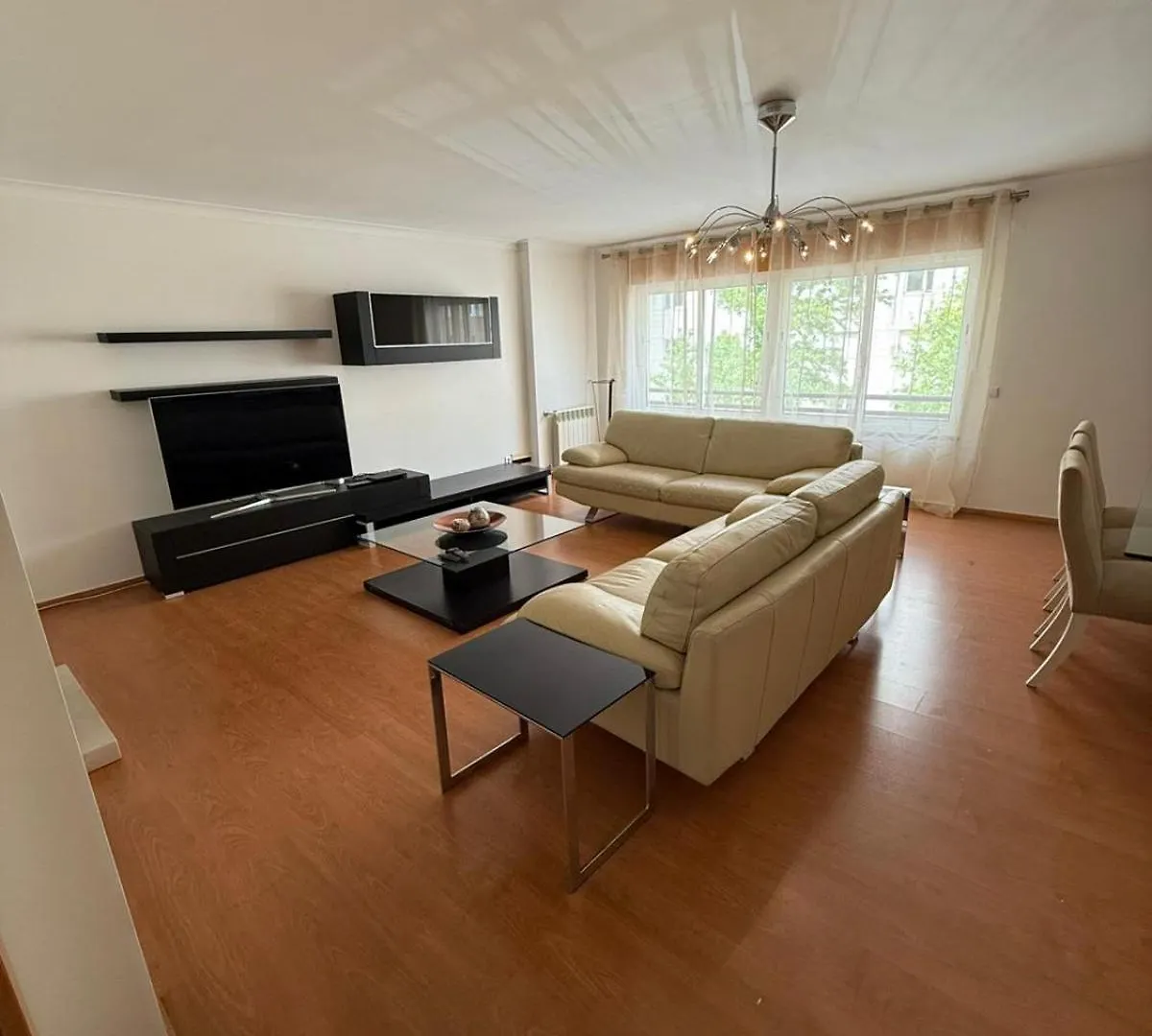 리스본 3Br Family-Sized Flat In Lumiar 아파트 포르투갈