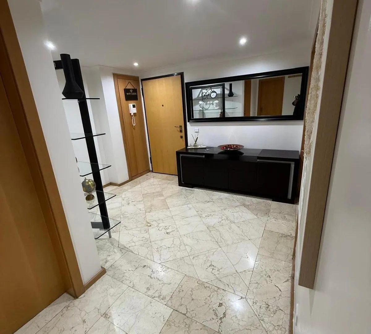 리스본 3Br Family-Sized Flat In Lumiar 아파트 포르투갈